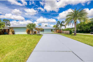 2402 Pinero Road, Port Saint Lucie, FL 34952 - MLS#R11109721