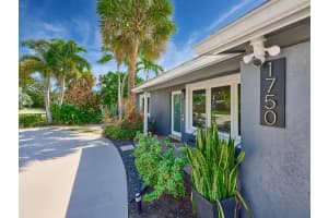 1750 NE 40th Street, Oakland Park, FL 33334 - MLS#R11109739
