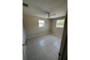 422 Caroline Avenue, West Palm Beach, FL 33413 - MLS#R11109745