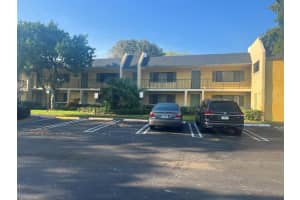 814 Meadows Circle 814, Boynton Beach