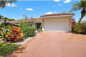 37 W Glens Drive, Boynton Beach, FL 33436 - MLS#R11109774