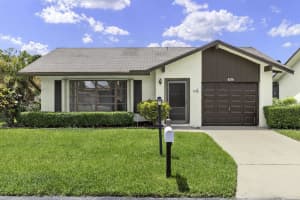 6370 Lakemont Circle Circle, Greenacres, FL 33463 Sold 11/26/25