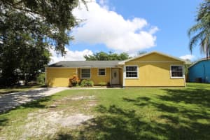 2022 Se West Dunbrooke Circle Se, Port Saint Lucie