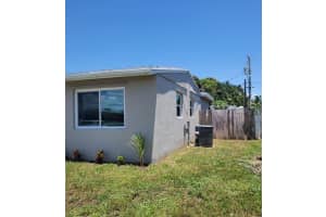 6448 N Lawrence Road, Lake Worth, FL 33462 Sold 10/22/25