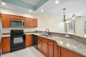 10560 SW Stephanie Way 1-204, Port Saint Lucie, FL 34987 - MLS#R11109927