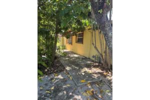 212 Indian Hills Drive, Fort Pierce, FL 34982 - MLS#R11109931
