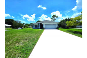 1102 Laconia Street, Sebastian, FL 32958 - MLS#R11109957