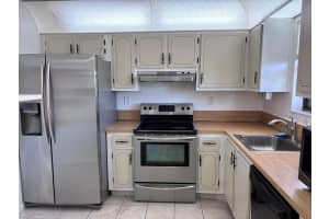 9370 SW 8th Street 407, Boca Raton, FL 33428 - MLS#R11109960