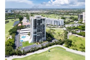 2000 Presidential Way 1606, West Palm Beach