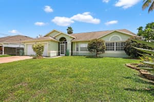 2631 SW Fair Isle Road, Port Saint Lucie, FL 34987 - MLS#R11109982