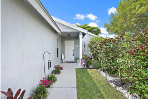 2740 SW Versailles Terrace, Stuart, FL 34997 - MLS#R11109988