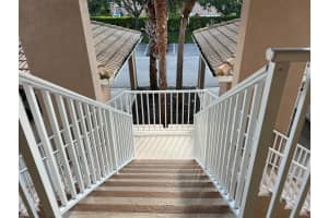 1011 Fairwaycove Lane 204, Bradenton, FL 34212 - MLS#R11109999