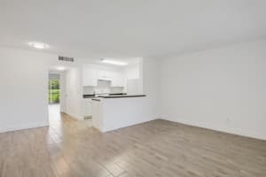 1507 Meadows Circle W, Boynton Beach, FL 33436 - MLS#R11110007