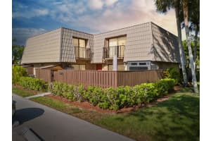 6824 68th Way, West Palm Beach, FL 33409 Sold 09/05/25