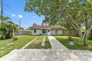 6262 Bishoff Road, West Palm Beach, FL 33413 Sold 11/21/25
