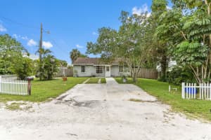6262 Bishoff Road, West Palm Beach, FL 33413 - MLS#R11110090
