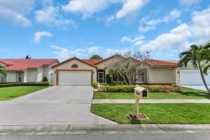 8260 Lake Cypress Road, Lake Worth, FL 33467 - MLS#R11110095