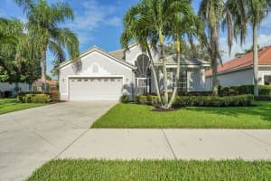 566 Sw Lake Charles Circle, Port Saint Lucie