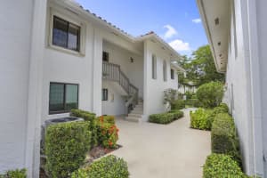 100 Pelican Pointe Drive 102, Delray Beach, FL 33483 - MLS#R11110154