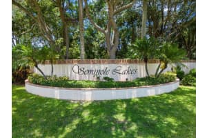 209 Seminole Lakes Drive, Royal Palm Beach