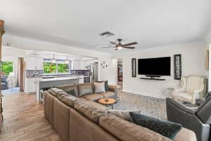 159 SE 27th Court, Boynton Beach, FL 33435 Sold 10/17/25