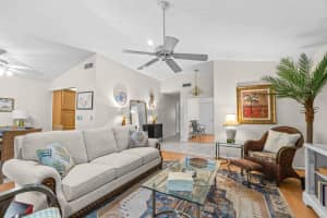 77 Ironwood Way N, Palm Beach Gardens, FL 33418 - MLS#R11110239