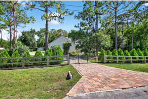 13884 71st Place N, West Palm Beach, FL 33412 Sold 08/29/25