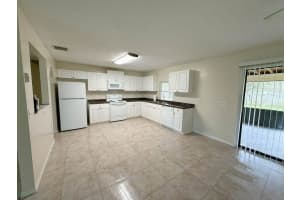 134 SE Whitmore Drive, Port Saint Lucie, FL 34984 - MLS#R11110295