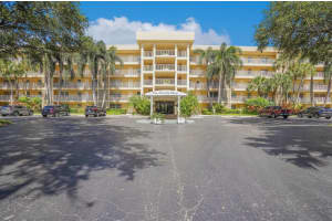 804 Cypress Grove Lane 310, Pompano Beach, FL 33069 Sold 11/20/25