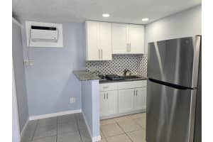 513 Greynolds Circle Cottage, Lantana, FL 33462 - MLS#R11110324