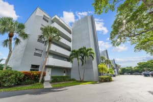 250 Nw 67th Street 117, Boca Raton