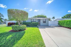 212 NW 11th Avenue, Boynton Beach, FL 33435 Sold 09/11/25