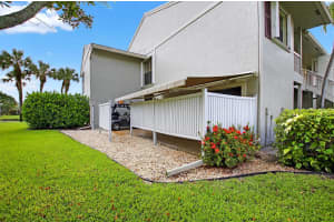 70 Eastgate Drive A, Boynton Beach, FL 33436 Sold 11/03/25