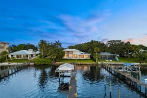 700 SW St Lucie Crescent, Stuart, FL 34994 - MLS#R11110399