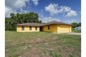 895 20th Avenue, Vero Beach, FL 32960 Sold 09/05/25