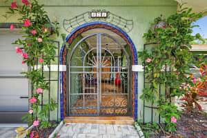 401 NE Oleander Avenue, Port Saint Lucie, FL 34952 Sold 09/29/25