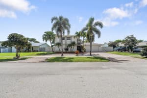 17741 Briar Patch Trail, Boca Raton, FL 33487 - MLS#R11110465