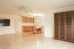 250 High Point Court B, Boynton Beach, FL 33435 - MLS#R11110467