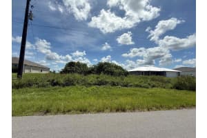 144 Plantation Drive, Labelle, FL 33935 - MLS#R11110474