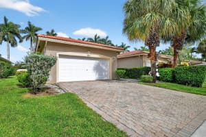 9675 N Crescent View Drive N, Boynton Beach, FL 33437 - MLS#R11110475