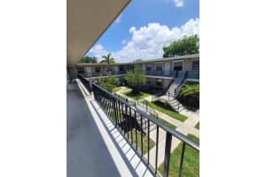 1250 Old Boynton Road 320, Boynton Beach, FL 33426 - MLS#R11110497
