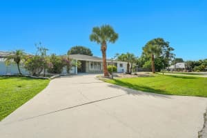 154 N Naranja Avenue, Port Saint Lucie, FL 34983 - MLS#R11110508