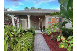 176 Cape Florida Drive, Poinciana, FL 34759 - MLS#R11110545