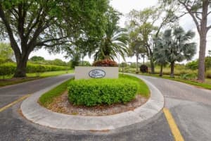 19 Lake Vista Trail 205, Port Saint Lucie