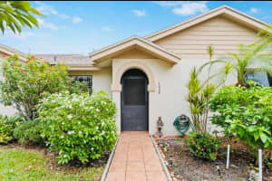 1325 Nw 23rd Lane, Delray Beach