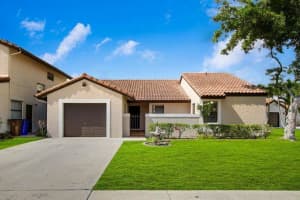 45 Columbia Court, Deerfield Beach