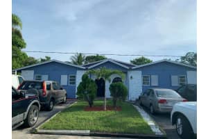 215 SW 2nd Avenue, Boynton Beach, FL 33435 - MLS#R11110586