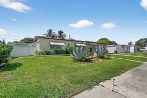 133 Greenbrier Drive, Palm Springs, FL 33461 - MLS#R11110607