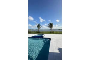 2504 Embassy Drive, West Palm Beach, FL 33401 Sold 10/14/25