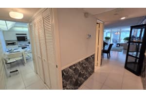 625 Oaks Drive 403, Pompano Beach, FL 33069 Sold 11/05/25